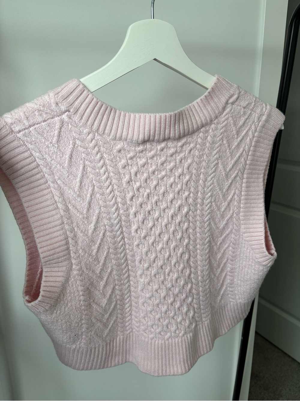 Aritzia Cable Knit V-Neck Sweater Vest - Pale Pink - Picture 2 of 3